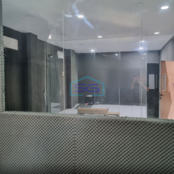 Dijual Ruko di Kelapa Gading Jakarta Utara Area Strategis Luas Tanah 200m2-3