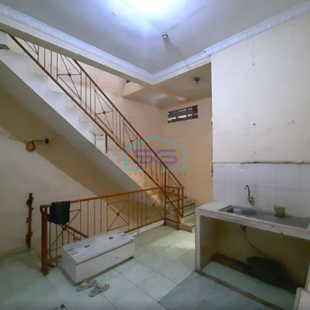 Dijual Ruko di Menceng Raya Bangunan 3 Lantai Kalideres Jakarta Barat LB 150m2-4