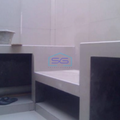 Disewakan Gudang Kantor Siap Pakai Area Cikarang Bekasi Jababeka Lokasi Strategis LB 580m2