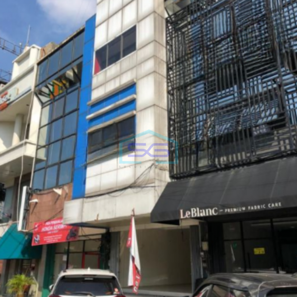Disewakan Ruko Kebon Jeruk Jakarta Barat 3.5 lantai Plong LB 202m2-1