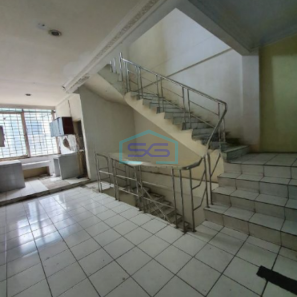 Dijual Ruko di Pinggir Jalan Raya Pluit Jakarta Utara Luas Bangunan 300m²-4