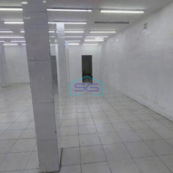 Disewakan Ruko di Jelambar Jakarta Barat Luas Bangunan 550 m²-2