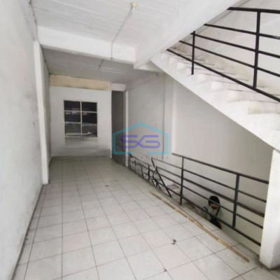 Disewakan Ruko di Jembatan Lima Jakarta Barat Luas Bangunan 320 m²