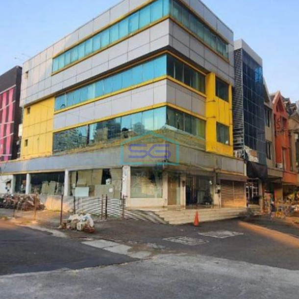 Dijual Ruko Lokasi Strategis di Pantai Indah Kapuk Luas Tanah  300 m²-1