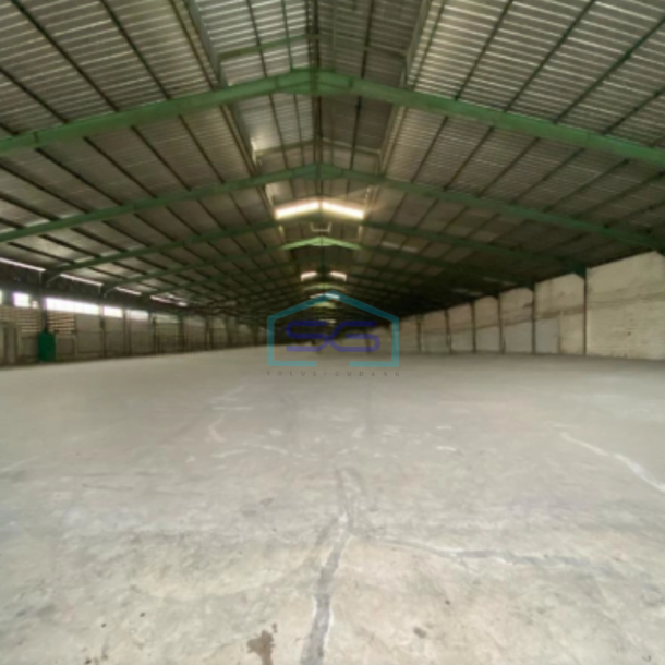 Disewakan Gudang Pinggiran Kota Di Citeureup Bogor Luas Bangunan 26000 m²-1