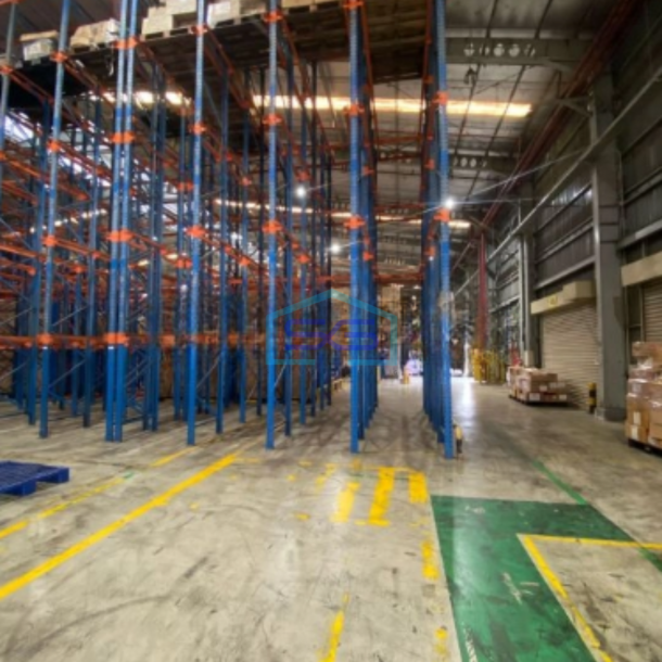 Disewakan Gudang Lokasi Strategis Dalam Kawasan Industri Cikarang Bekasi Loading Dock LB 25000m2-2