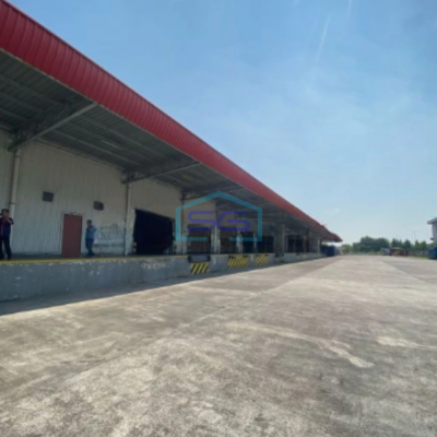 Disewakan Gudang Lokasi Strategis Dalam Kawasan Industri Cikarang Bekasi Loading Dock LB 25000m2