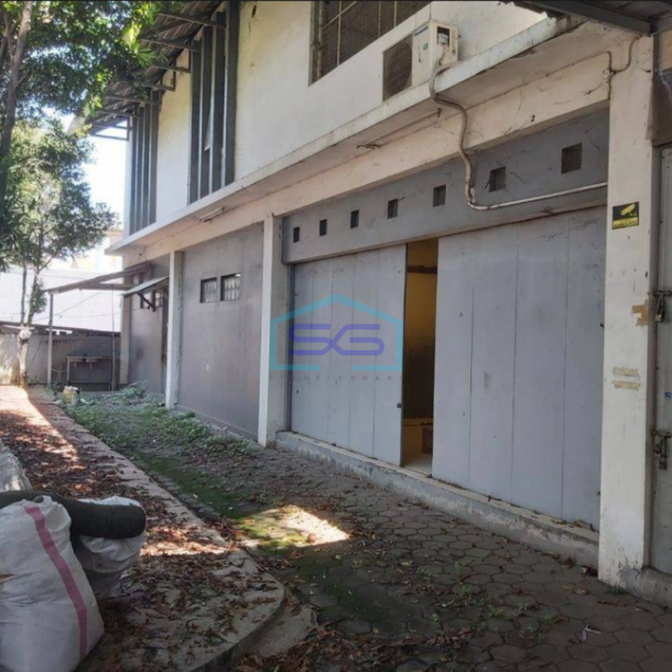 Dijual Gudang 2 Lantai di Holis Bandung SHM Akses Fuso LB 500m2-1