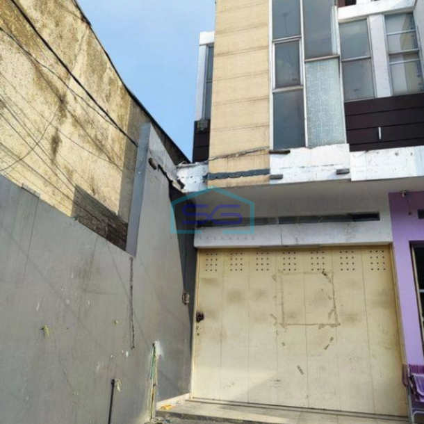 Disewakan Ruko 2 Lantai Di Bandung Parkir Luas Siap Pakai Lokasi Strategis-1