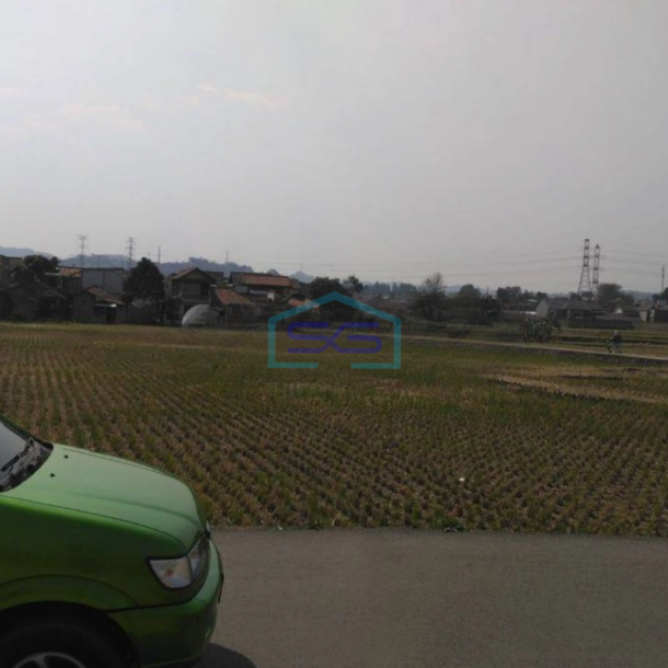 Dijual Tanah di Kota Baru Parahyangan Bandung LT 3713 m²-2