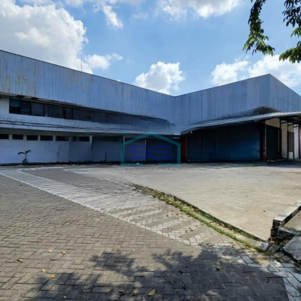 Dijual Gudang Raya Margomulyo LT 13500m2 Surabaya-1