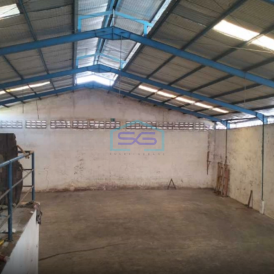 Dijual Cepat Gudang di Jl.Damanhuri Samarinda Luas Bangunan  2000 m²