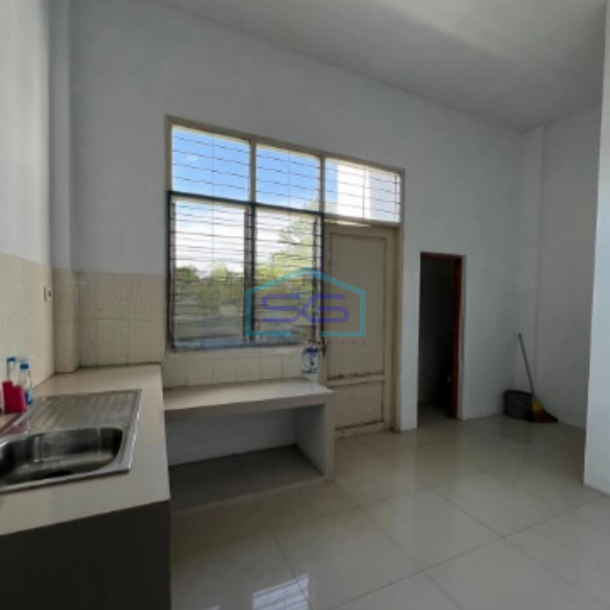 Disewakan Ruko 2 Lantai Di Abdul Wahab Syahrani Samarinda Luas Bangunan  80 m²-2