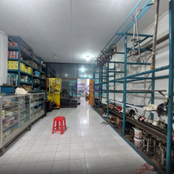 Disewakan Ruko 1 Lantai Jl.Nahkoda Samarinda Luas Bangunan  125 m²-1