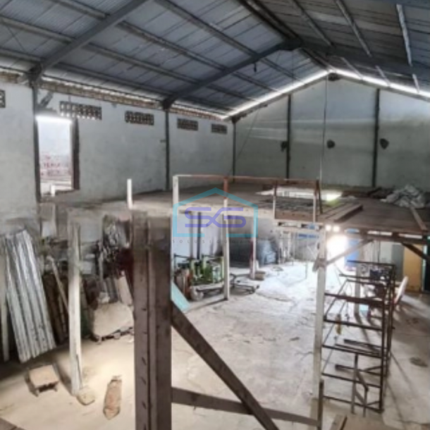 Disewakan Gudang Jalan IR.Sutami Samarinda Luas Bangunan  400 m²-2
