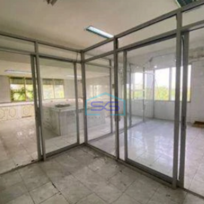 Disewakan Gudang ex Pabrik siap Pakai di Pasar Kemis Tangerang LT 27000m2