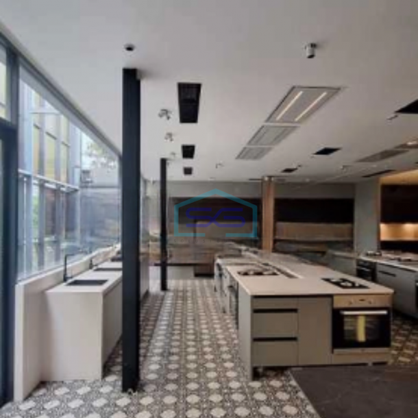 Dijual Kantor Komersial Siap Pakai Di Daerah S Parman Jakarta Barat Luas Bangunan  655 m²-2