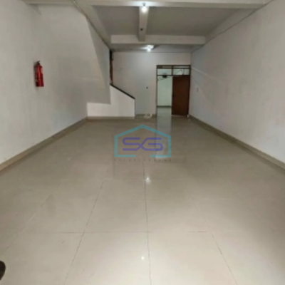 Disewakan Murah Ruko Siap Huni Di Taman Kopo Indah Bandung LB 180m2