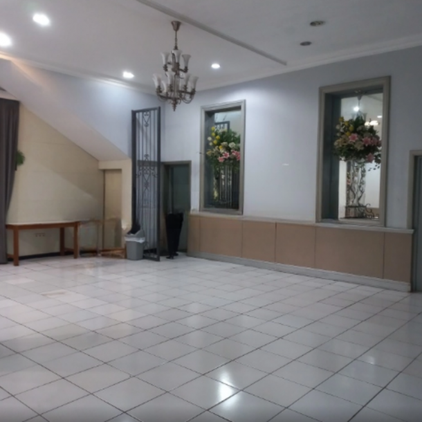 Disewakan Gedung Serbaguna Lokasi Strategis Di Mainroad Pasirkoja Bandung LB 1000m2-3