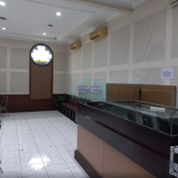 Disewakan Gedung Serbaguna Lokasi Strategis Di Mainroad Pasirkoja Bandung LB 1000m2-2