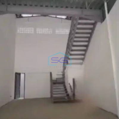 Dijual Gudang Luas Tanah  120 m² Lokasi Ciater Tangerang