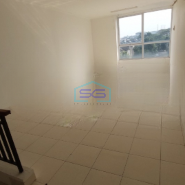 Disewakan Ruko 3 Lantai Luas Bangunan 172 m² Lokasi Gading Serpong Tangerang-3
