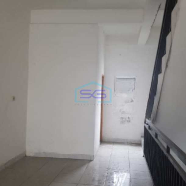 Disewakan Ruko Murah 3 Lantai Luas Bangunan 300 m² Lokasi Tangerang-2
