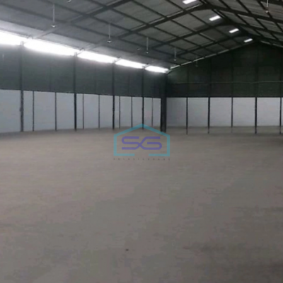 Disewakan Gudang Luas Bangunan 960 m² Lokasi Siap Huni di Cileungsi Bogor