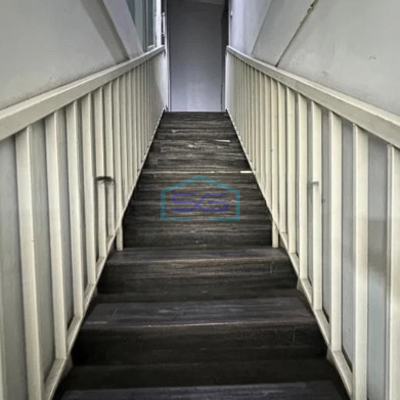 Disewakan Ruko Tomang Strategis Jakarta Barat Luas Bangunan 200m2