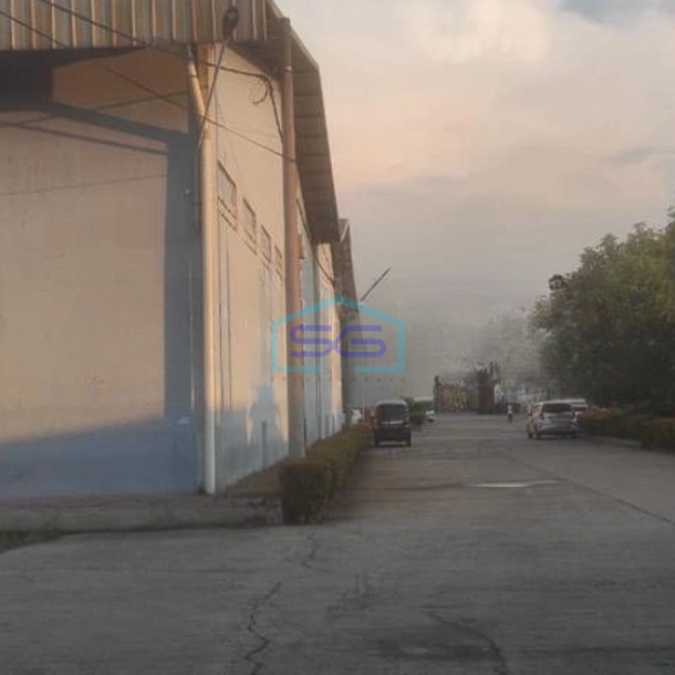 Disewakan Gudang Plus Kantor Di Komplek Pergudangan Tangerang kota LB 2392m2-1