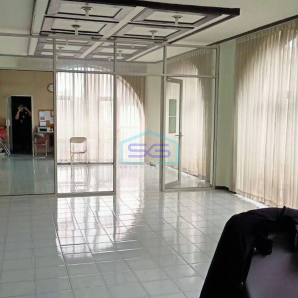 Disewakan Kantor Ruang Usaha Strategis Di Mainroad Otista Bandung Kota LT 500m2-1