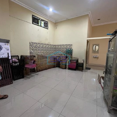 Dijual Bangunan ex Kantor dan Gudang di Cipinang Jakarta Timur LB 700m2