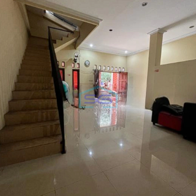 Dijual Bangunan ex Kantor dan Gudang di Cipinang Jakarta Timur LB 700m2