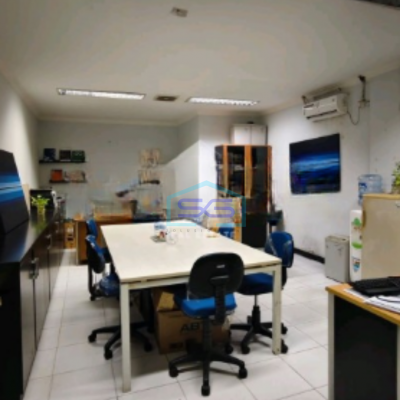 Dijual Ruko Gandeng 5 strategis Gambir Jakarta Pusat 3lantai dan Rooftop Luas Bangunan  1080 m²