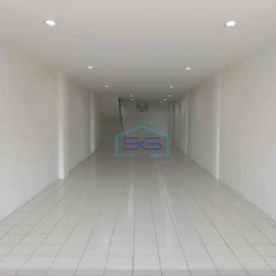 Disewakan Ruko Strategis Hasyim Ashari Jakarta Pusat 4lt& Roof top Gambir Luas Bangunan  384 m²