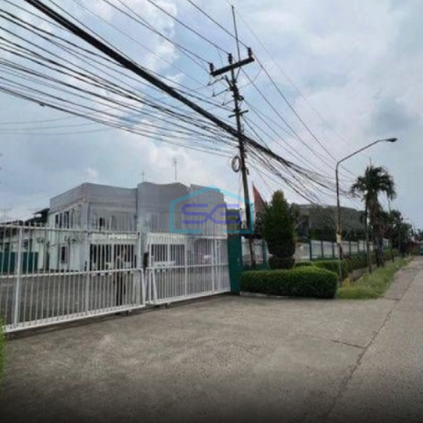 Dijual Pabrik Suplemen Siap Pakai, Luas 4700m Jalan Raya Zona Industri Di Gunung Putri Bogor Luas Bangunan  1900 m²-1