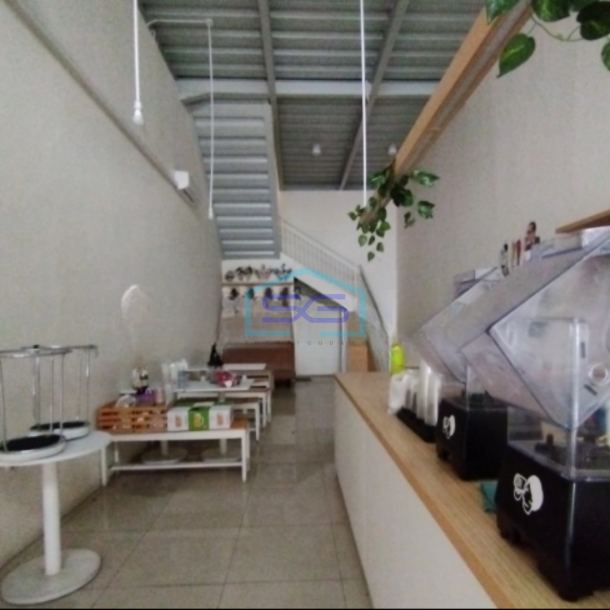 Disewakan Ruko 2 Lantai Di Jalan Karanggetas Cirebon-1