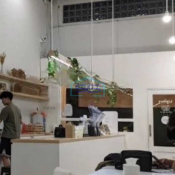 Disewakan Ruko 2 Lantai Di Jalan Karanggetas Cirebon-2