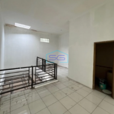 Disewakan Ruko Rendeng 2 Di Jalan Siliwangi Cirebon-2