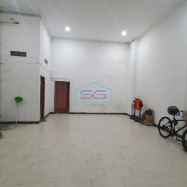 Disewakan Ruko Bagus 3 Lantai Di Wiratama Cirebon-2