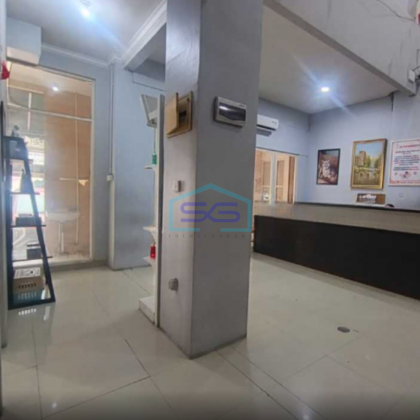Disewakan Ruko Pinggir Jalan 3 Lantai di Grand Galaxy Bekasi Siap Huni LB 300m2-3