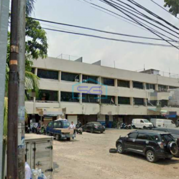 Disewakan 2 Unit Ruko Besar Kondisi Bagus & Rapih di Klender Jakarta Timur LB 180m2-1
