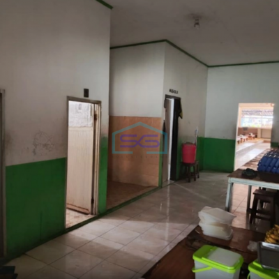 Disewakan Bangunan Ruang Usaha Ex Rumah Makan Daerah Cikarang Utara Bekasi LB 800m2