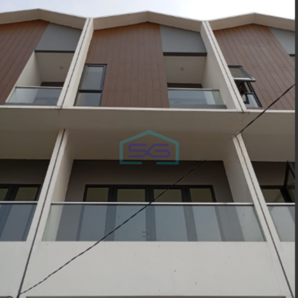 Dijual Ruko Merpati Wijaya Kusuma Grogol Petamburan Jakarta Barat LB 200m2-1