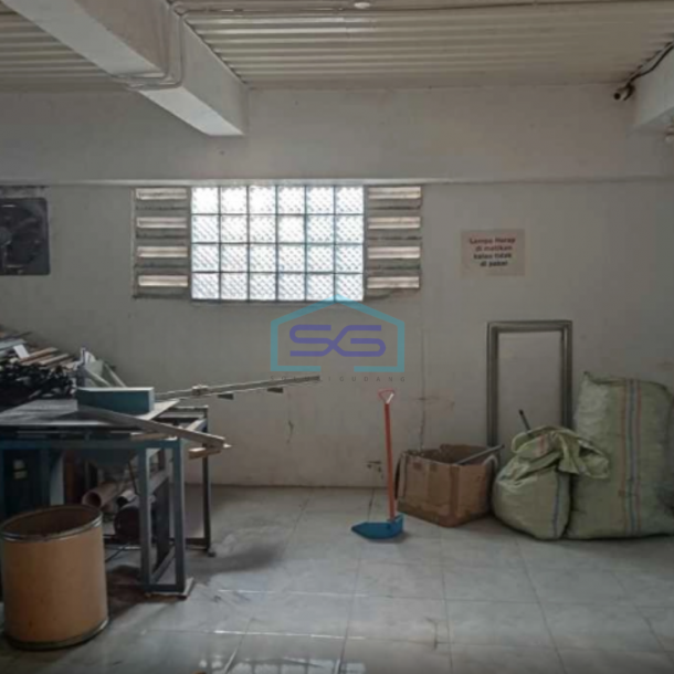 Dijual Ruang Usaha Wijaya Kusuma Grogol Petamburan Jakarta Barat LB 700m2-3