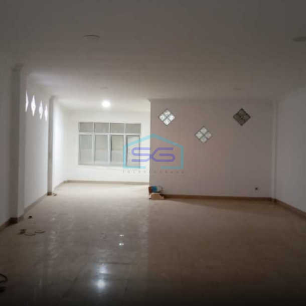 Disewa Ruko Jelambar Hadiah Utama Grogol Petamburan Jakarta Barat Luas Bangunan  200 m²-3