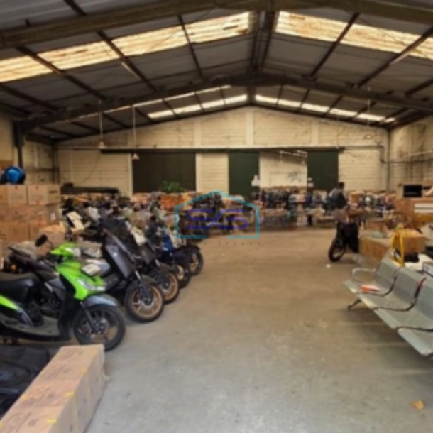 Dijual Gudang di Jalan Mainroad Jalan Peta Bandung Luas Tanah 1300m2 Siap Huni-2