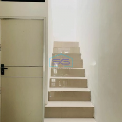 Disewakan Ruko Strategis di Jalan Peta Babakan Tarogong Bandung LB 110m2 Siap Huni