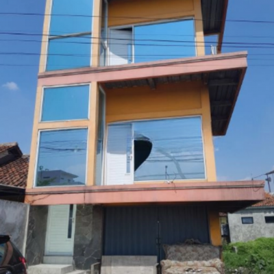 Dijual Ruko Bangunan 3 Lantai di Baleendah bandung LB 120m2
