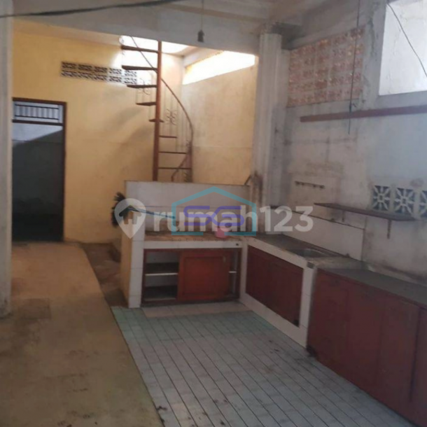 Dijual Ruko di Jalan Kartini Pancoran Mas Depok LB 650m2-2